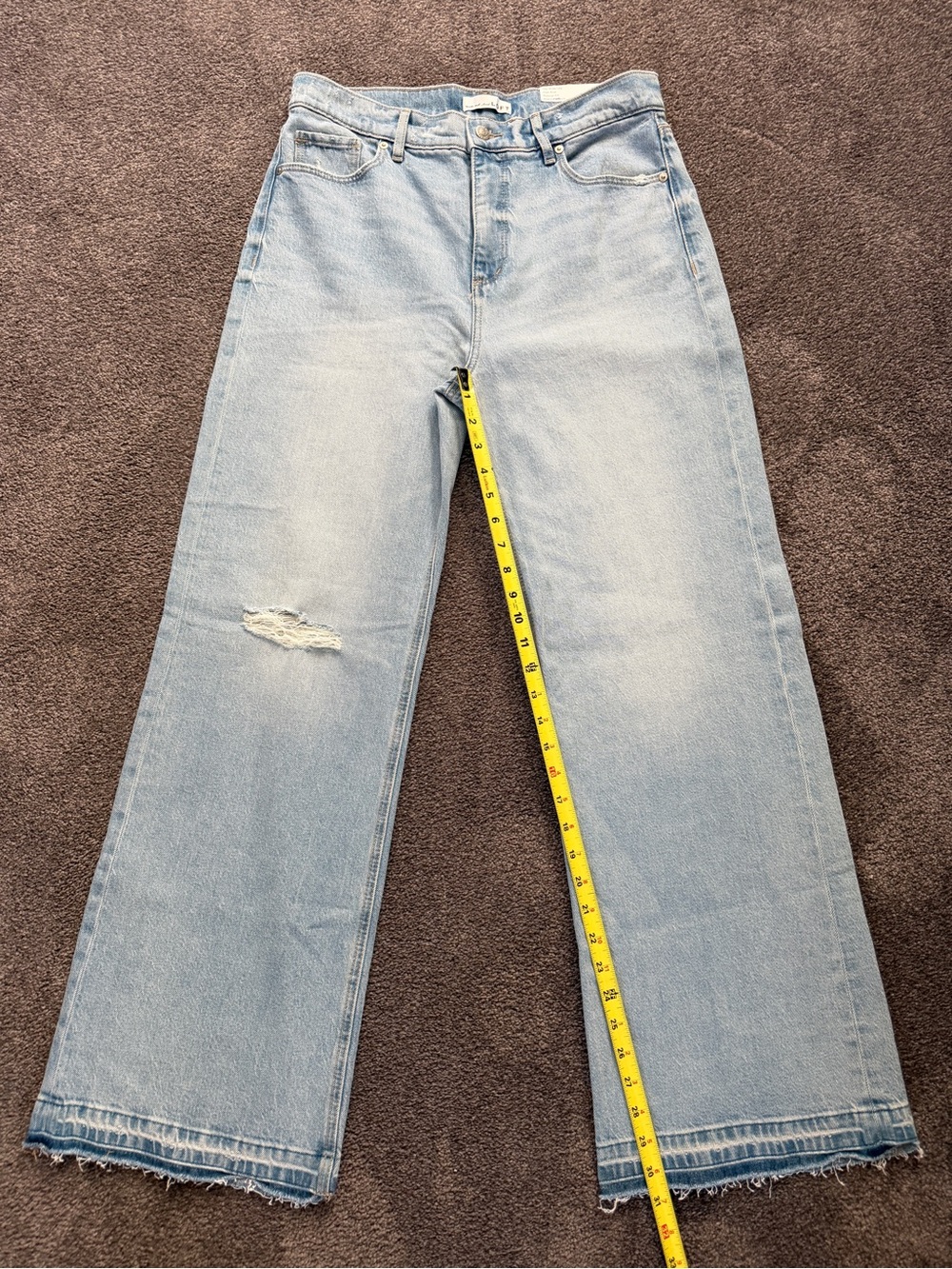 Light Blue Loft NWT Wide Leg Distressed Women’s Jeans